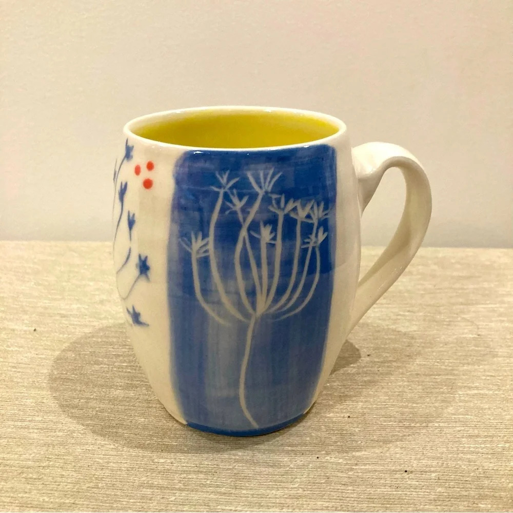 POTTERY 16 oz Floral Blue Cream and Yellow Interior Glaze Handmade Mug